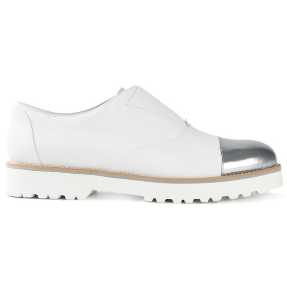 Hogan Shoes - Hogan White Two Tone Contrasting Cap Toe Loafer 40